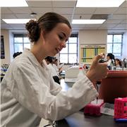 Profesora de Biología, clases amenas, prácticas y útiles